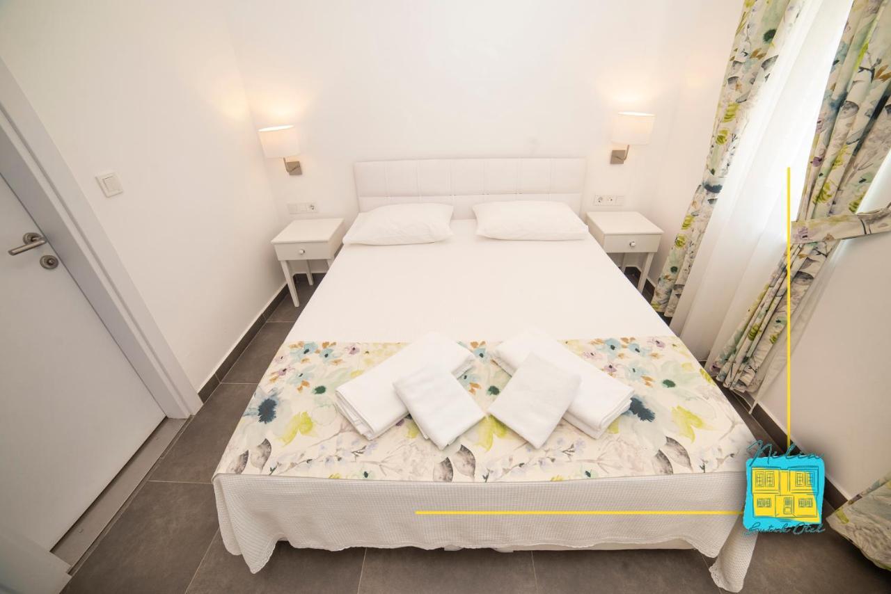 Nilia Butik Otel Бозджаада Екстериор снимка